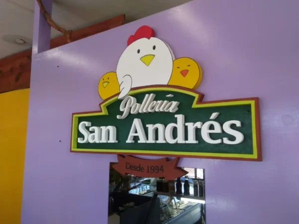 Cartelería interior de MDF + Polyfan